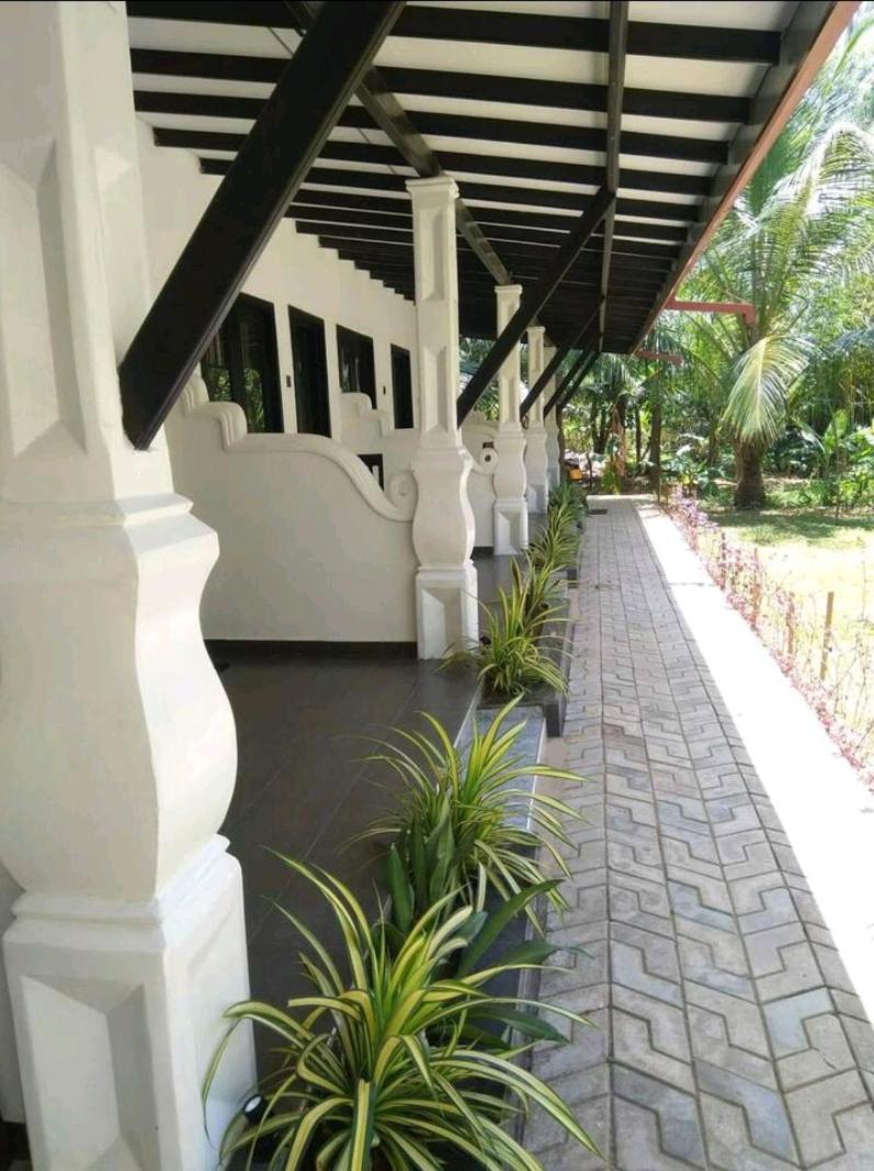 Amron Resort Sigiriya Rom bilde